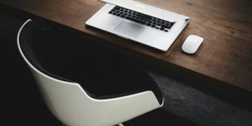 From today, employees of some Australian businesses have the right to disconnect
