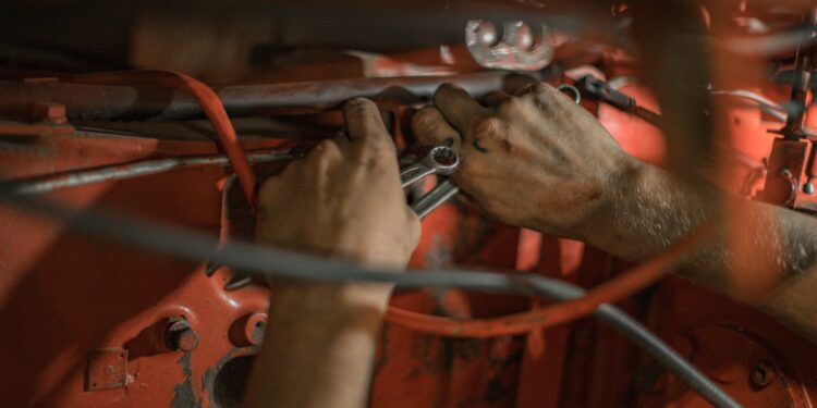 Understanding work health and safety obligations for Australian tradespeople: A legal perspective for business owners